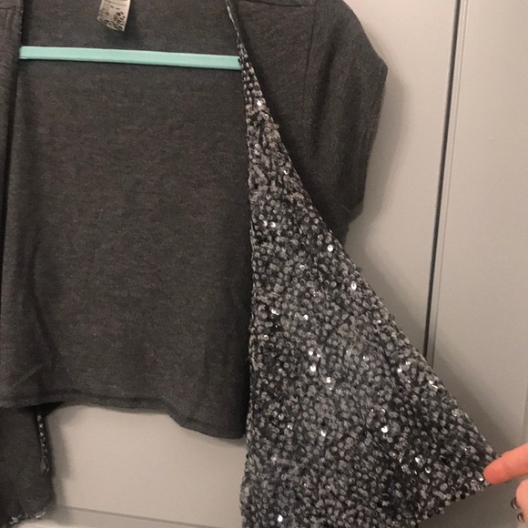 Cardigan - Picture 6 of 7